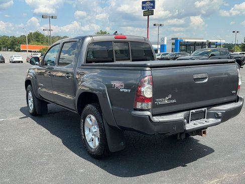 Used 2012 Toyota Tacoma 4x4 Double Cab w/ TRD Sport Pkg image 10