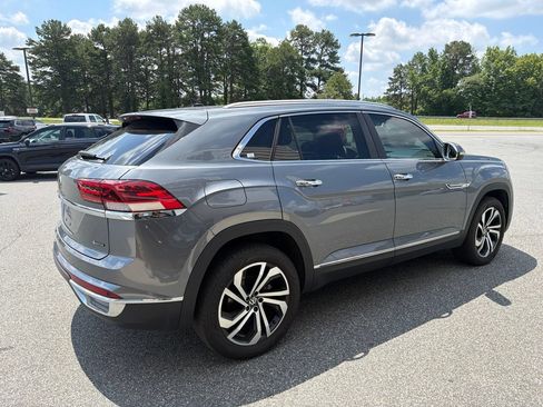 Used 2023 Volkswagen Atlas Cross Sport SEL AWD/4WD image 10