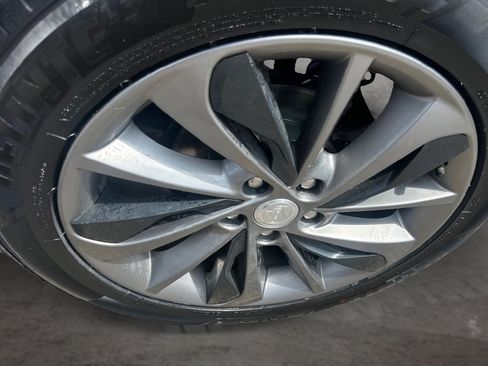 Used 2021 Buick Encore GX Essence w/ Sport Touring Package FWD image 19