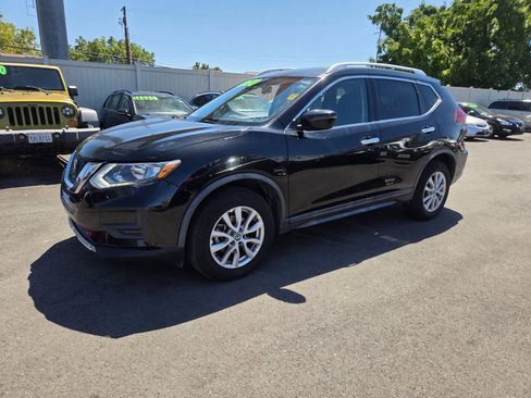 Used 2020 Nissan Rogue SV AWD/4WD image 1