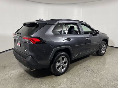 Certified 2024 Toyota RAV4 LE AWD/4WD image 3