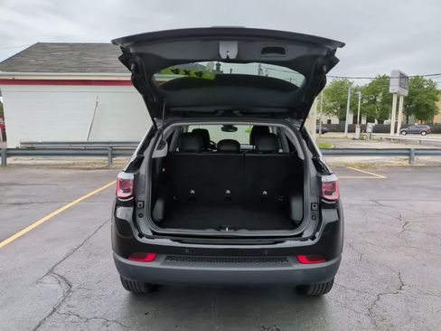 Used 2022 Jeep Compass Latitude AWD/4WD image 14