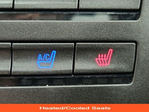 Used 2016 Lincoln MKC Reserve image 20