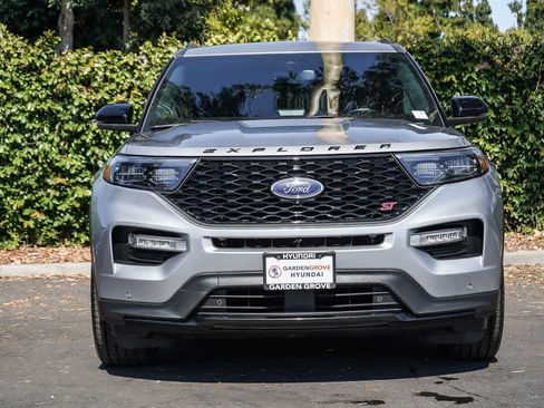 Used 2022 Ford Explorer ST w/ Equipment Group 401A AWD/4WD image 2
