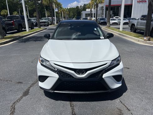 Used 2020 Toyota Camry XSE w/ Driver Assist Package FWD image 3