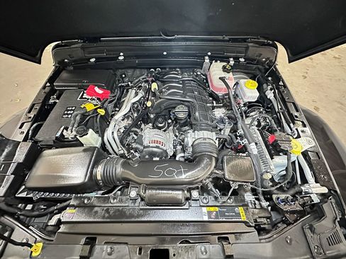 Certified 2022 Jeep Wrangler Unlimited Sahara w/ LED Lighting Group image 54