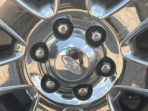 Used 2013 Ford F150 Lariat w/ Lariat Chrome Pkg RWD image 11