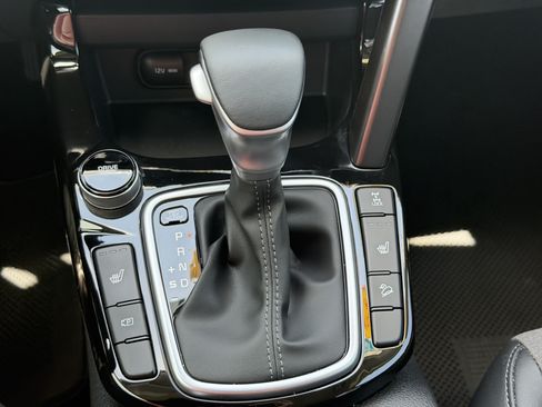 Certified 2025 Kia Seltos X-Line AWD/4WD image 24