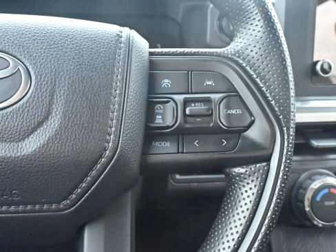 Used 2025 Toyota Tacoma SR5 image 30