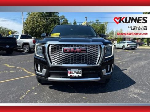 Used 2024 GMC Yukon Denali AWD/4WD image 12
