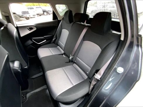 Used 2024 Kia Soul LX w/ Option Group 015 image 18