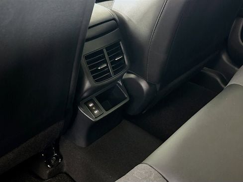 Certified 2024 Kia Seltos X-Line AWD/4WD image 24