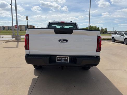 Used 2025 Ford F150 XL RWD image 4