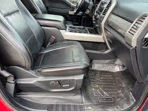 Used 2017 Ford F350 Lariat w/ Snow Plow Prep Package image 34