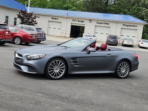 Used 2018 Mercedes-Benz SL 550 image 5