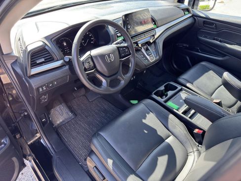 Used 2025 Honda Odyssey EX-L image 18