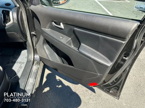 Used 2014 Kia Sportage LX image 16