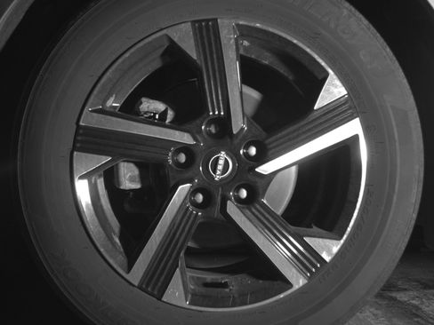 Used 2025 Nissan Sentra SV FWD image 12