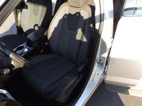 Used 2017 Chevrolet Equinox LT w/ Convenience Package image 12