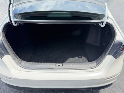 Used 2023 Honda Accord Sport image 14