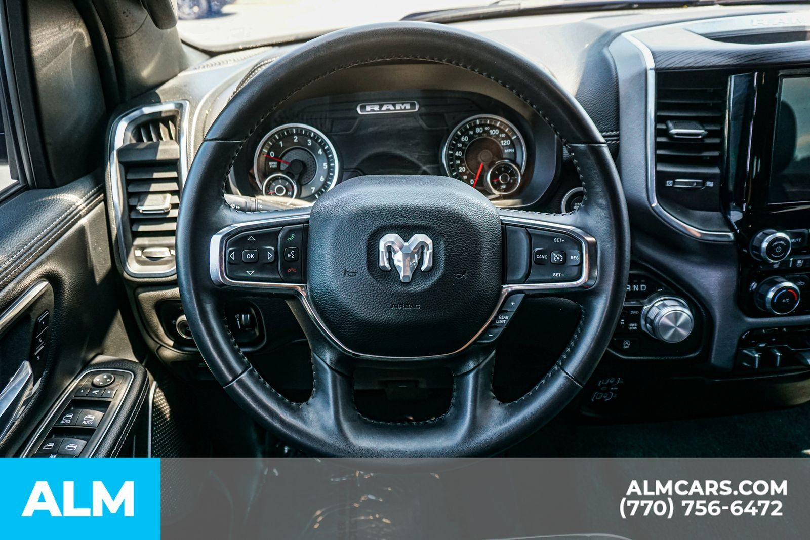 Used 2024 RAM 1500 Laramie AWD/4WD image 29