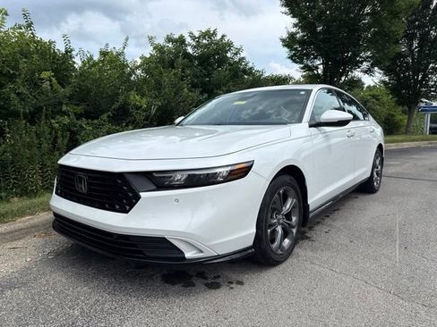 Used 2023 Honda Accord EX-L image 4