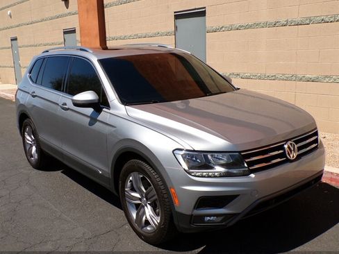 Used 2021 Volkswagen Tiguan S FWD image 1