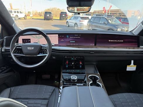 Used 2026 Cadillac Escalade Platinum Sport w/ LPO, Floor Liner Package image 42