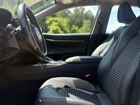 Used 2024 Toyota Camry SE FWD image 26