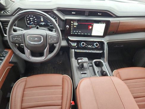 Used 2026 GMC Sierra 1500 Denali Ultimate w/ LPO, Black Badging Package image 10