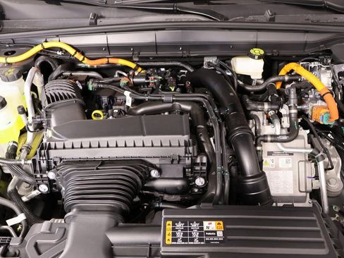 New 2026 Lincoln Nautilus Premier w/ Jet Appearance Package AWD/4WD image 19