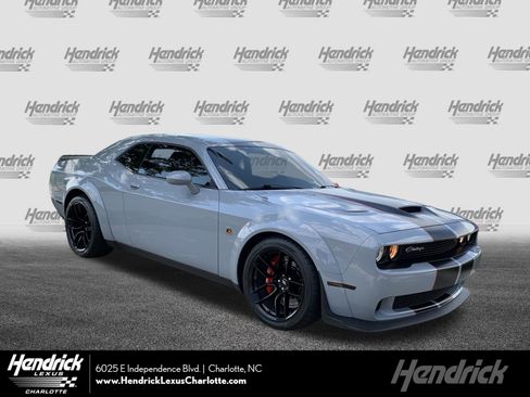 Used 2021 Dodge Challenger R/T Scat Pack RWD image 1