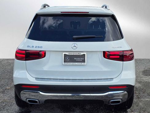 New 2026 Mercedes-Benz GLB 250 4MATIC image 4