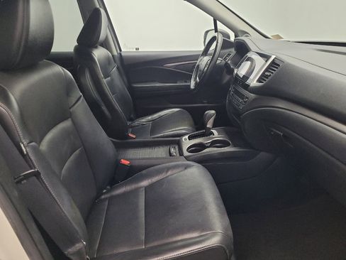 Used 2017 Honda Ridgeline RTL-T image 21