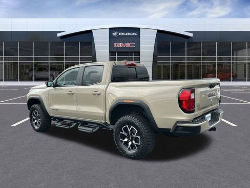 Certified 2024 GMC Canyon AT4X image 3