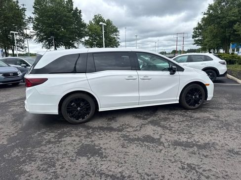 Used 2025 Honda Odyssey Sport-L image 11