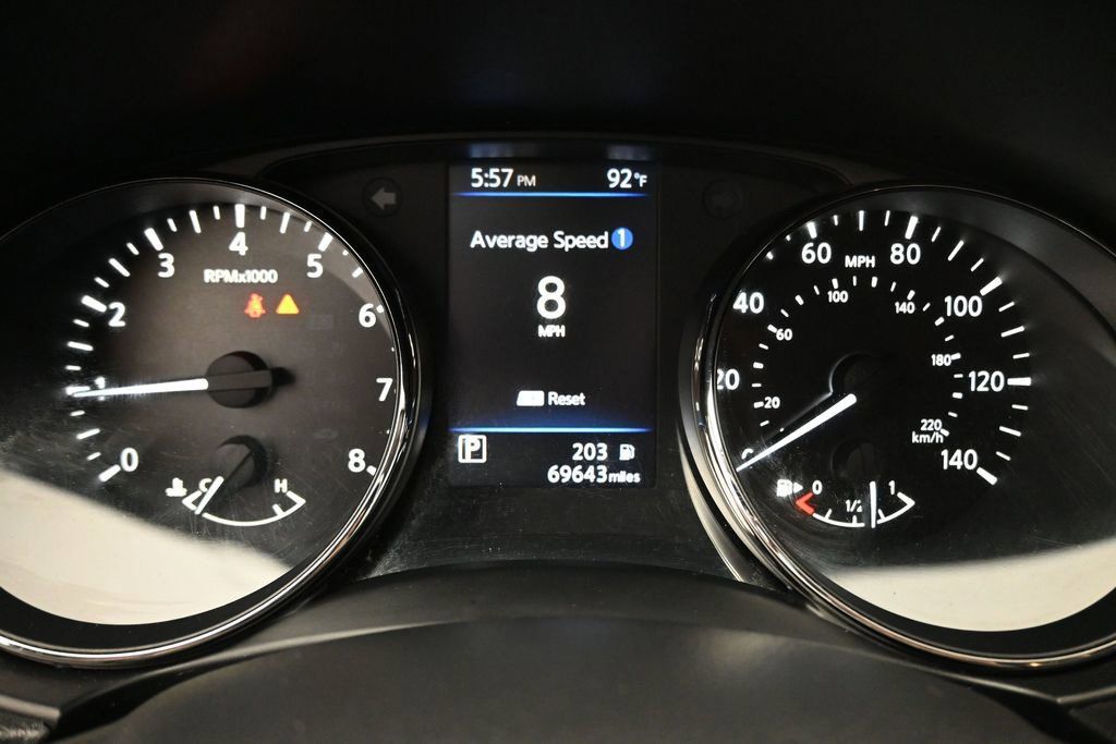 Used 2019 Nissan Rogue SV w/ Premium Package FWD image 21