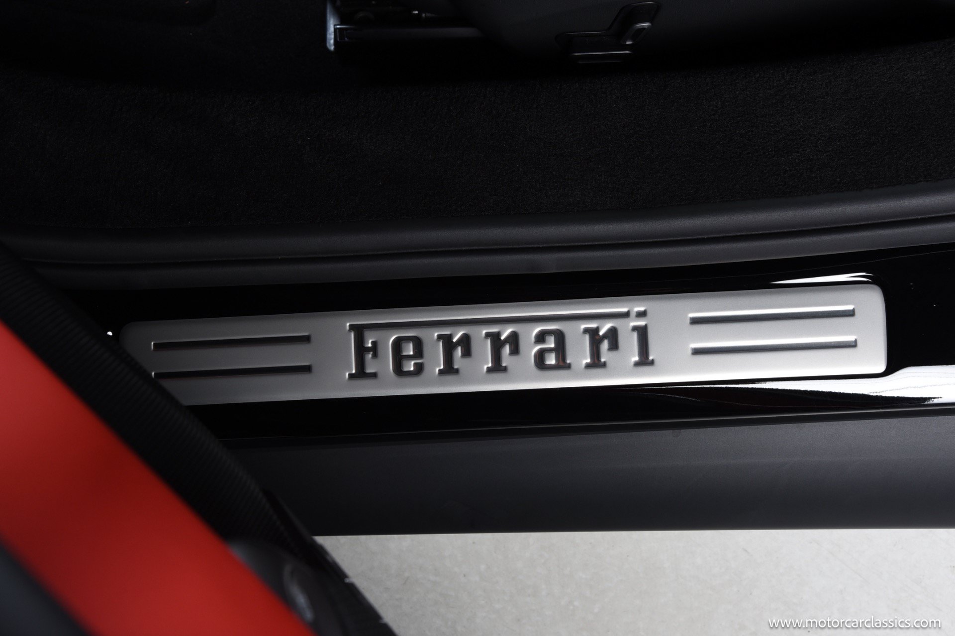 Used 2023 Ferrari 296 GTB RWD image 27