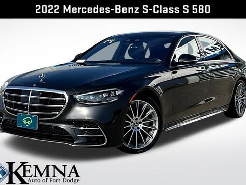 Used 2022 Mercedes-Benz S 580 4MATIC Sedan image 3