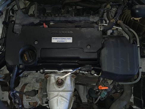 Used 2016 Honda Accord LX image 30