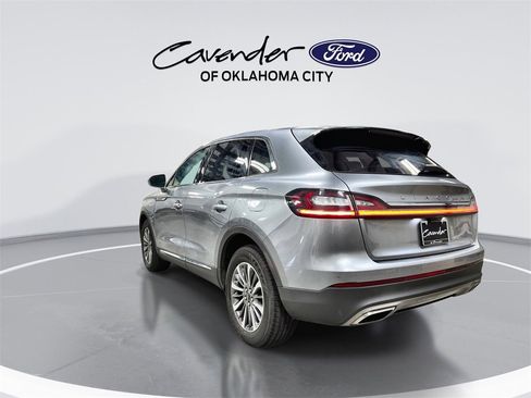 Used 2021 Lincoln Nautilus Reserve image 6