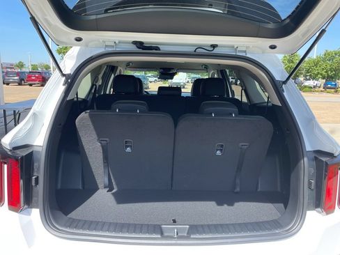 New 2026 Kia Sorento S AWD/4WD image 14