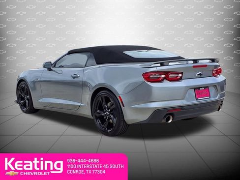 Used 2023 Chevrolet Camaro LT w/ Technology Package RWD image 2