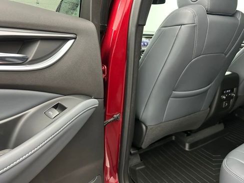 Used 2023 Buick Enclave Essence w/ Sport Touring Edition image 29