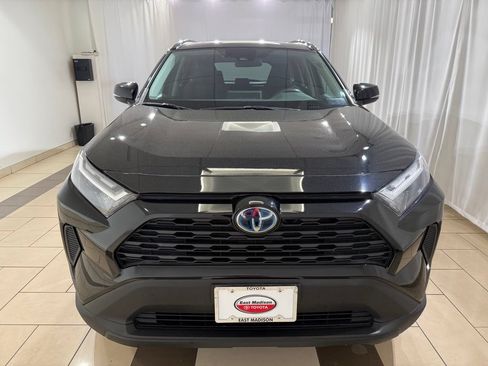 Certified 2022 Toyota RAV4 XLE w/ Convenience Package AWD/4WD image 8