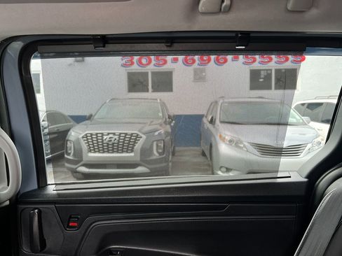 Used 2023 Honda Odyssey Elite image 48