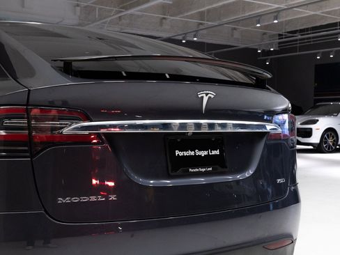 Used 2016 Tesla Model X 70D AWD/4WD image 26