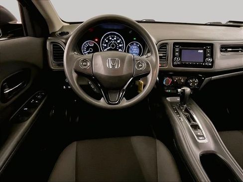 Used 2020 Honda HR-V LX image 5
