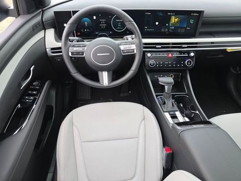New 2026 Hyundai Santa Cruz Limited AWD/4WD image 3