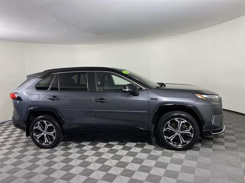 Used 2022 Toyota RAV4 XSE w/ Premium Package AWD/4WD image 10